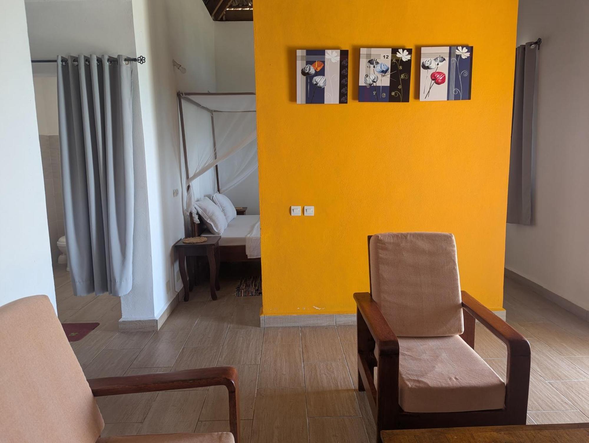 Les Paillottes De Babaomby Hotel Antsiranana Ngoại thất bức ảnh